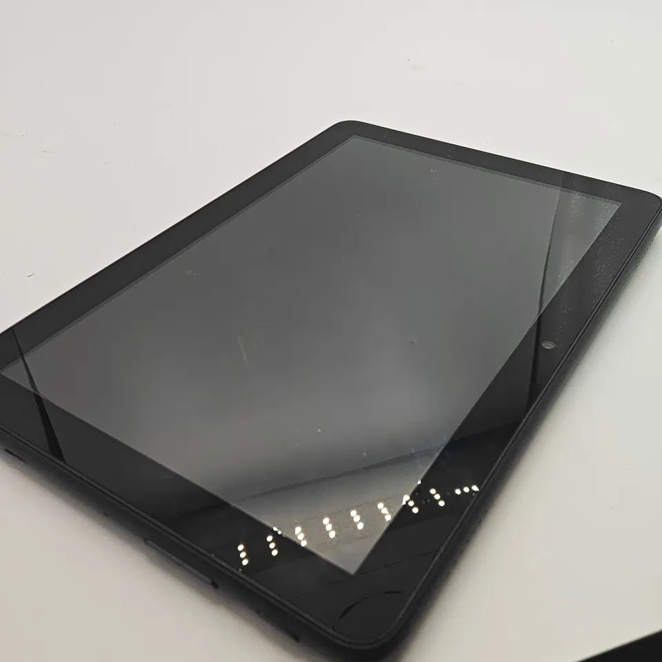 UNBOXED AMAZON 32GB TABLET IN BLACK - KFRAPWI