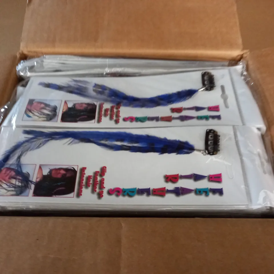 LOT OF APPROXIMATELY 288 CLIP AND GO FEATHER HAIR EXTENSIONS - BLUE