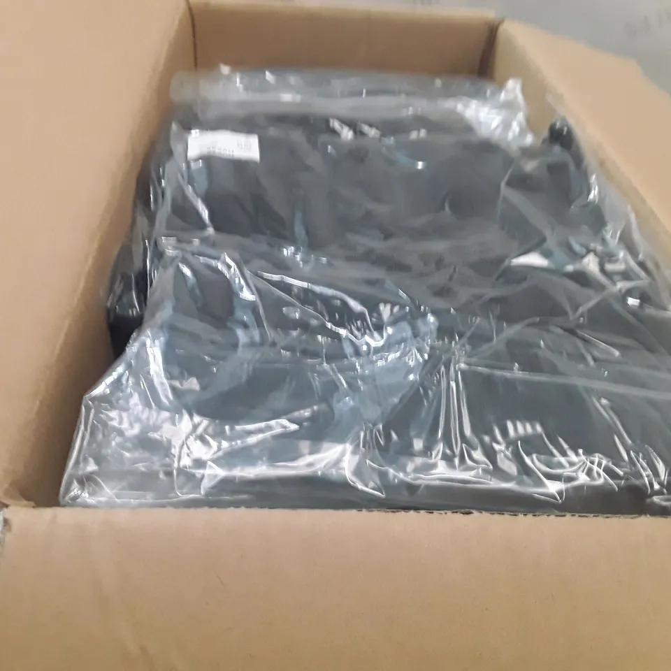 BOXED BRAND NEW JDWILLIAMS PLEAT SKIRT SIZE 14 BLACK COLOUR APPROXIMATELY 18 PIECES