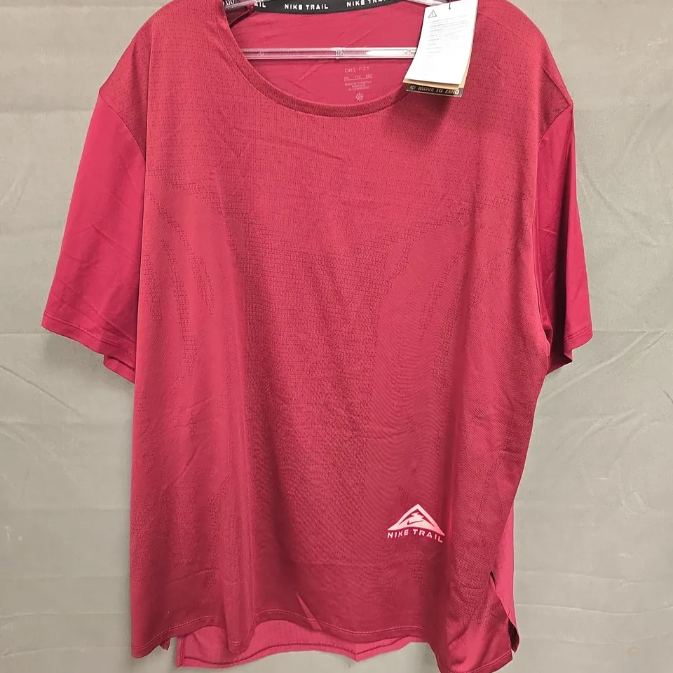 NIKE TRAIL MENS T-SHIRT IN CERISE - XXL