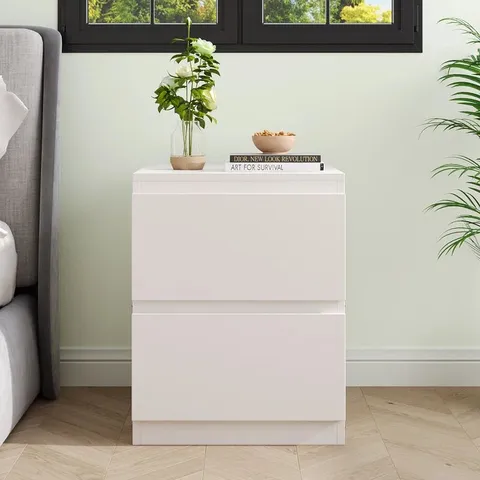 BOXED SOLID + MANUFACTURED WOOD BEDSIDE TABLE - WHITE