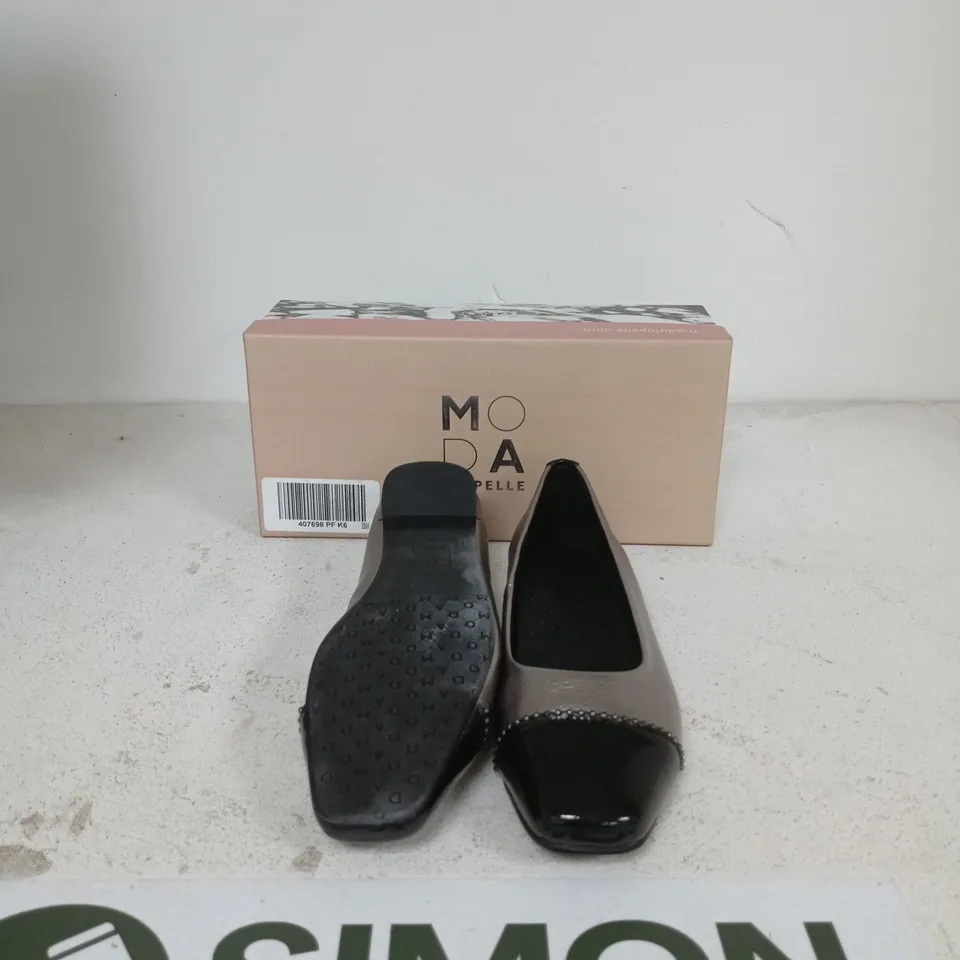 MODA IN PELLE WOMEN'S BALLET FLATS – METALLIC SILVER WITH BLACK PATENT TOE EU SIZE 39