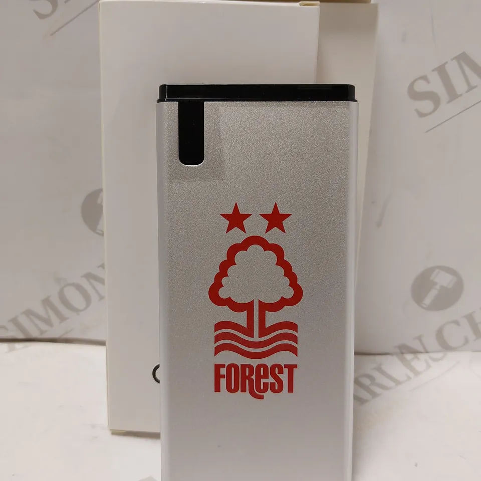 LOT OF 2 FOREST POWER BANKS PB8000W