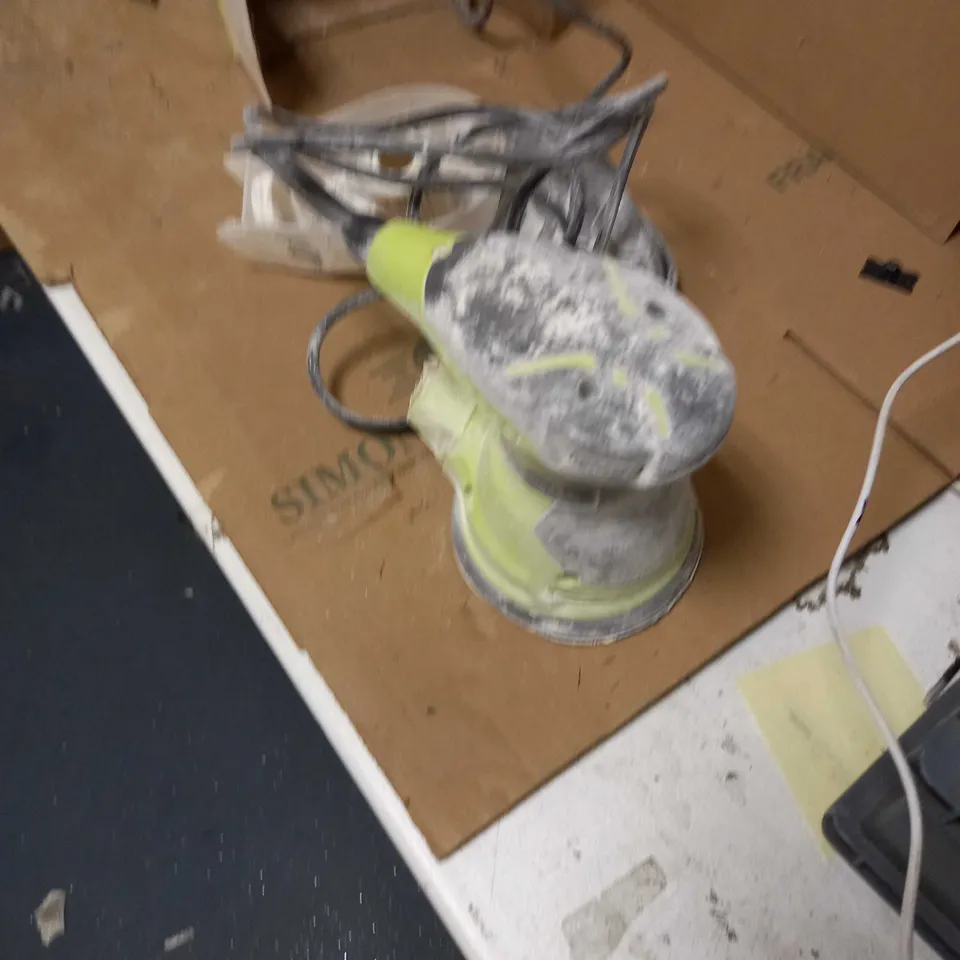 RYPBI LIVE TOOL RANDOM ORBITAL SANDER 