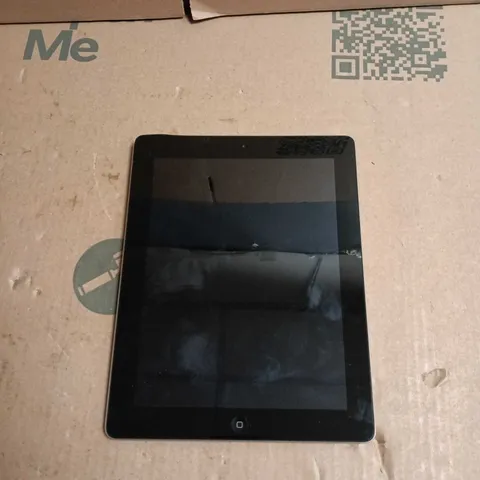 APPLE IPAD 4TH GEN WIFI ONLY 9.7" - SILVER 