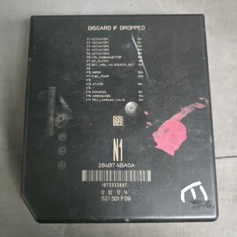 NISSAN FUSE BOX / RELAY PANEL – N1 284B7 4BA0A 