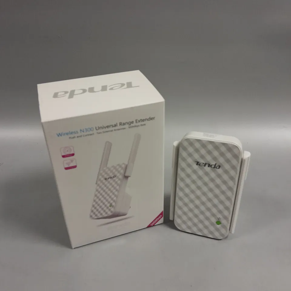 BOXED TENDA A9 N300 UNIVERSAL RANGE EXTENDER 