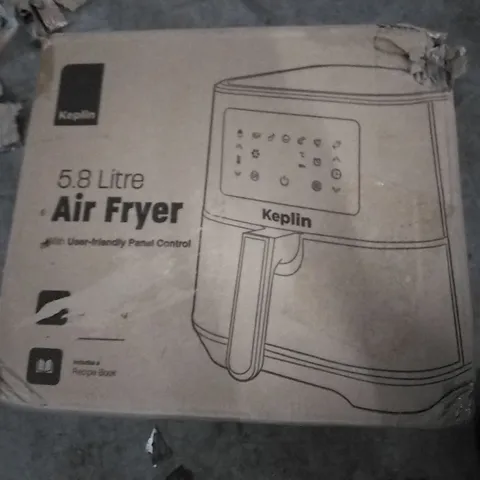 BOXED 5.8L AIR FRYER WITH USER FRIENDLY PANEL CONTROL