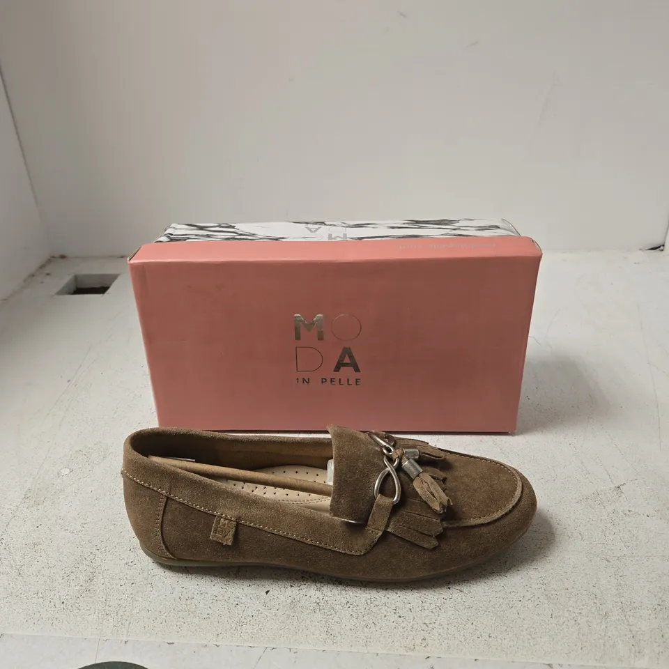 MODA IN PELLE ESSANA BEIGE SUEDE TASSEL MOCCASINS, UK 6 (EU 39)