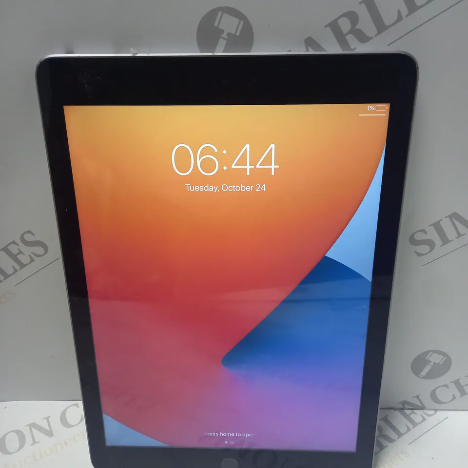 APPLE IPAD 9.7