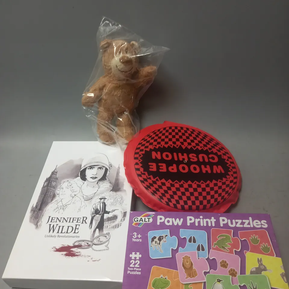 MEDIUM BOX OF ASSORTED TOYS AND GAMES TO INCLUDE JIGSAW, TEDDIES AND FANCY DRESS