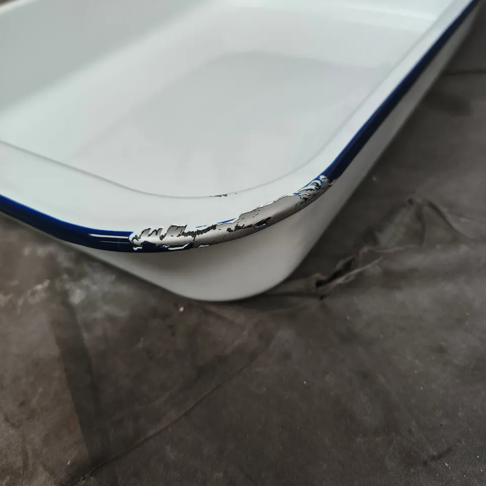 MARKS AND SPENCER WHITE/BLUE ROASTING TRAY/PLATE UNBOXED