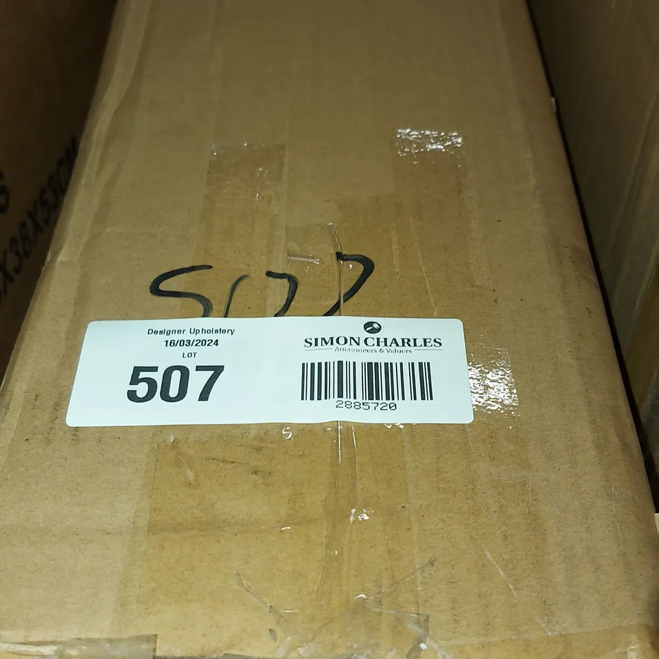 BOXED KISNER RECTANGULAR 4 PERSON 89CM PICNIC BENCH (1 BOX)