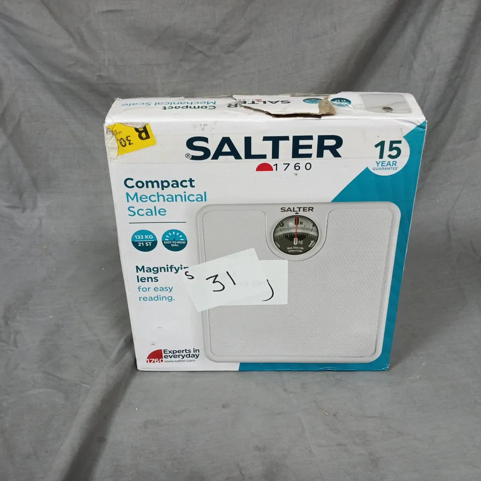 BOXED SALTER COMPACT MECHANICAL SCALE