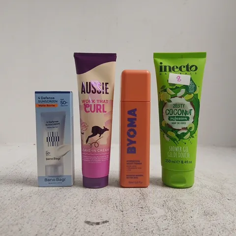 APPROXIMATELY 12 ASSORTED COSMETIC ITEMS INCLUDING VARIOUS MAKES AND BRANDS - COLLECTION ONLY