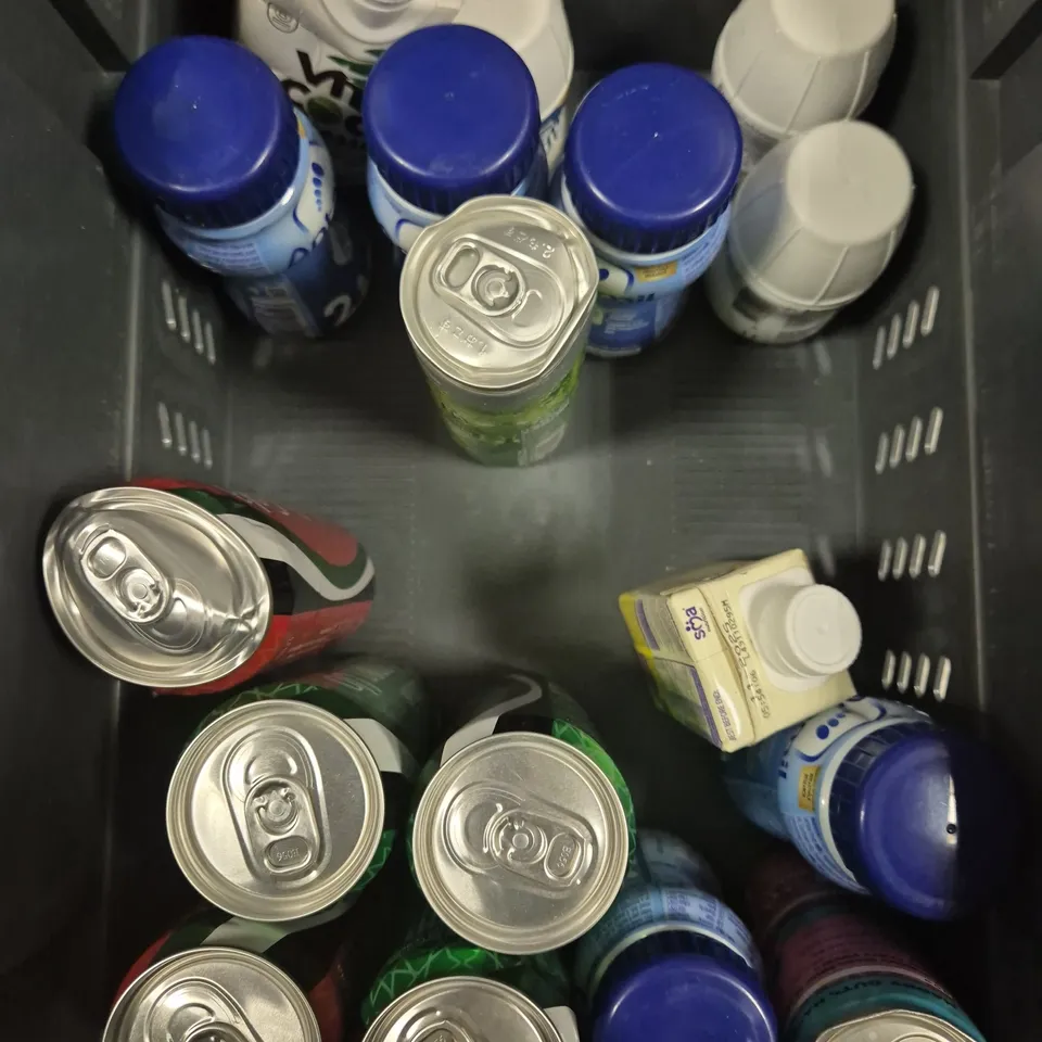 APPROXIMATELY 15 ASSORTED FOOD/DRINK PRODUCTS TO INCLUDE YFOOD, HOT HONEY, ENSURE COMPACT ETC 