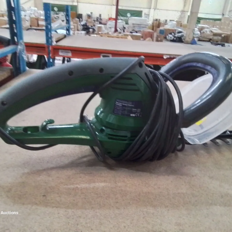 POWERBASE ELECTRIC HEDGE TRIMMER 220-240V 550W