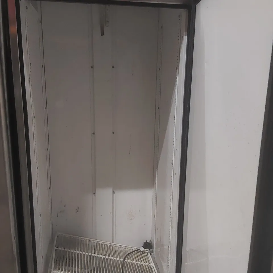 TRUE T19E 538 LITRE SINGLE DOOR STORAGE FRIDGE