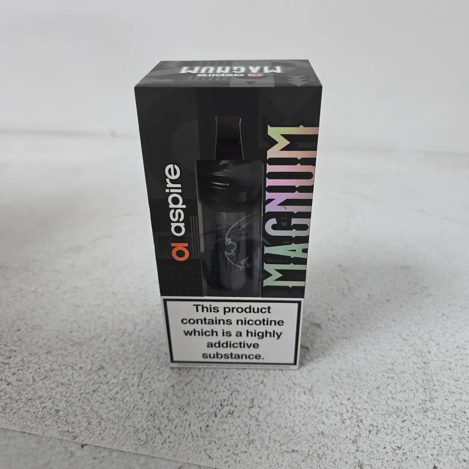 APPROXIMATELY 20 ASSORTED E-CIG PRODUCTS AND ACCESSORIES TO INCLUDE ASPIRE AND INNOKIN