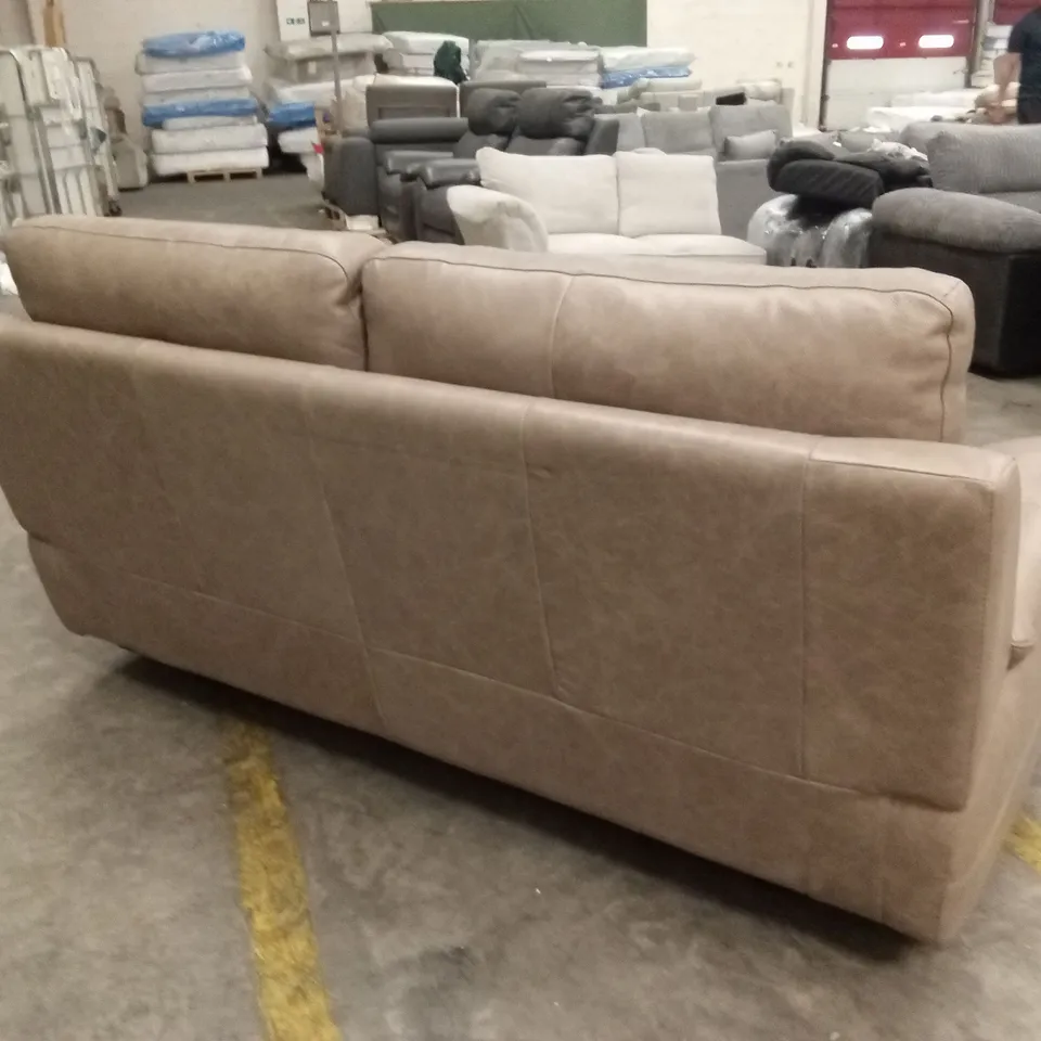 QUALITY DESIGNER ITALIAN MADE PATRIZIO 3 SEATER LEATHER SOFA