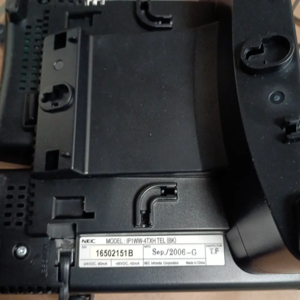 NEC IP1WW-4TXH TEL (BK) DESK PHONE
