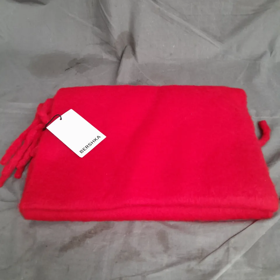 BERSHKA FRINGE SCARF IN BRIGHT RED ONE SIZE