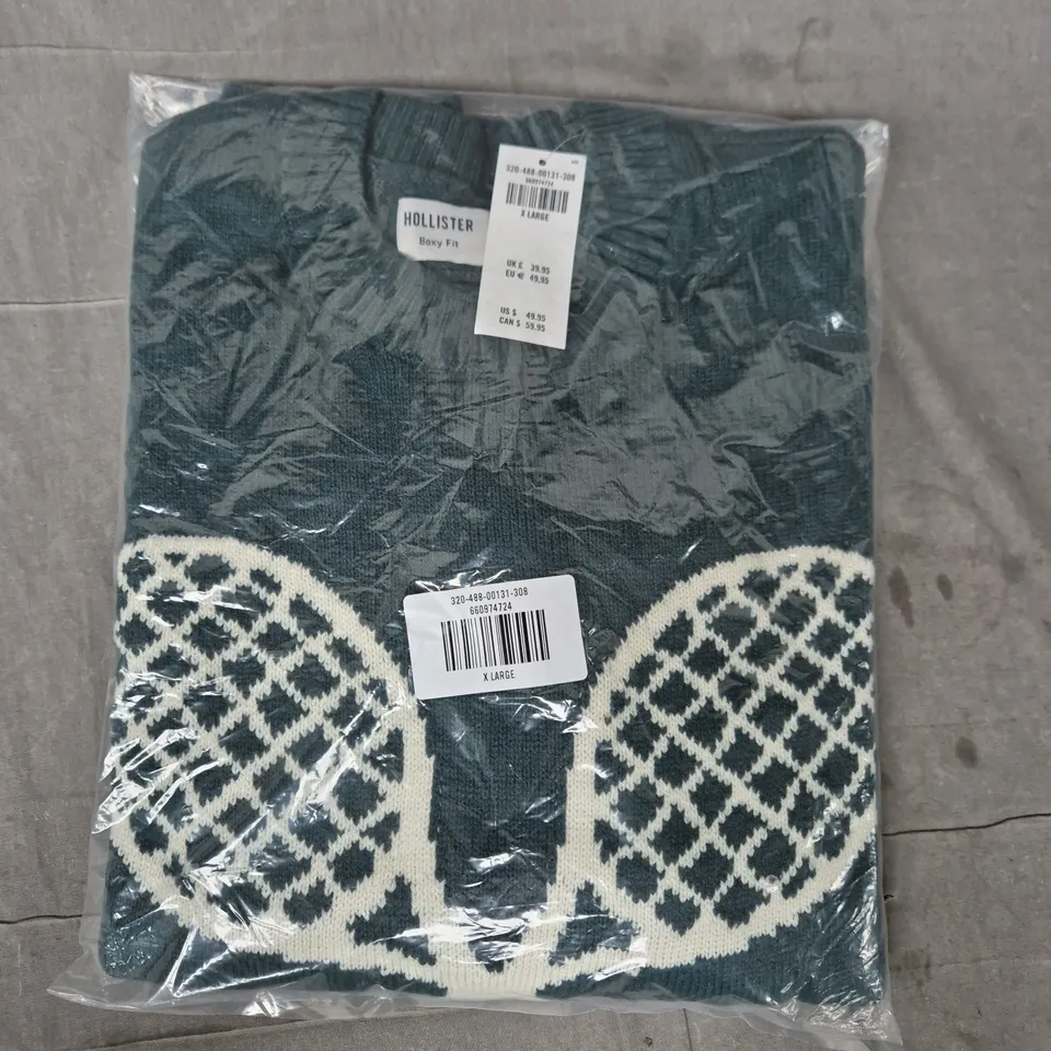 HOLLISTER BOXY FIT KNIT JUMPER – BLUE WITH WHITE PATTERN, UK XL