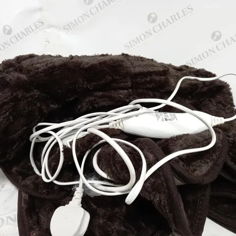 BOXED COZEE HOME FAUX FUR HEATED THROW, CHOCOLATE