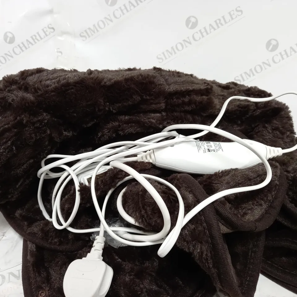 BOXED COZEE HOME FAUX FUR HEATED THROW, CHOCOLATE