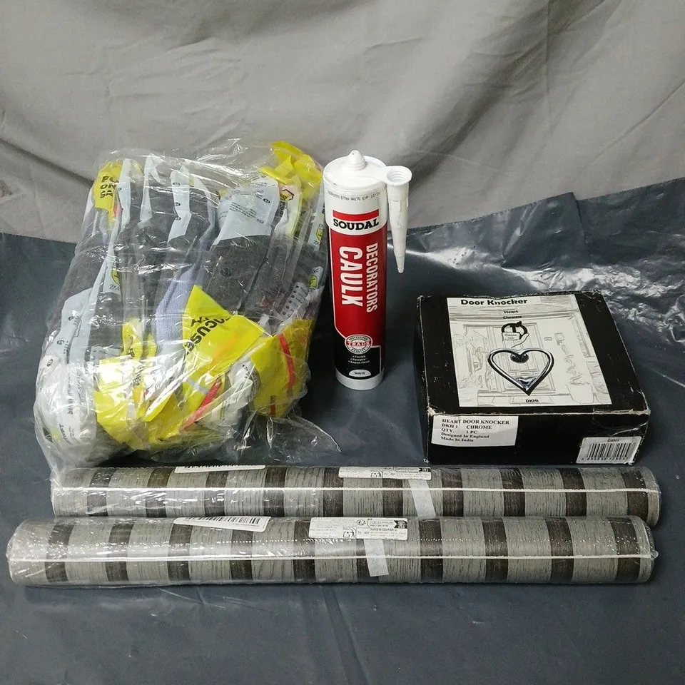 BOX OF APPROXIMATELY 20 ASSORTED HOUSEHOLD ITEMS TO INCLUDE DOOR KNOCKER, WRAPPING PAPER, SAFETY GLOVES, DECORATORS CAULK ETC