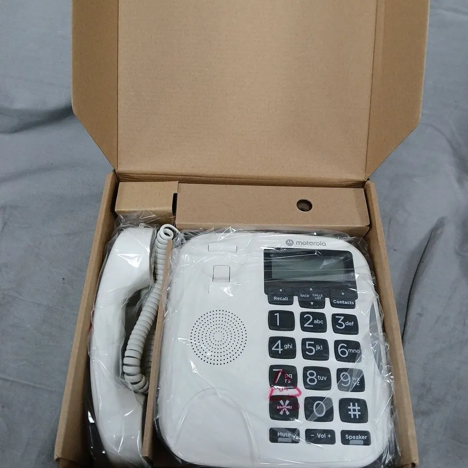 BOXED MOTOROLA EMERGENCY BACK-UP LINE TELEPHONE