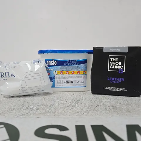 APPROXIMATELY 10 ASSORTED HOUSEHOLD ITEMS TO INCLUDE INTERIOR DEHUMIDIFIER, ETC