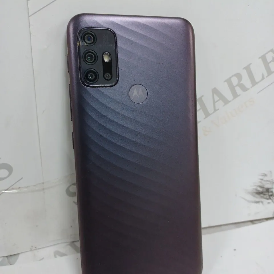 UNBOXED MOTOROLA PURPLE PHONE 