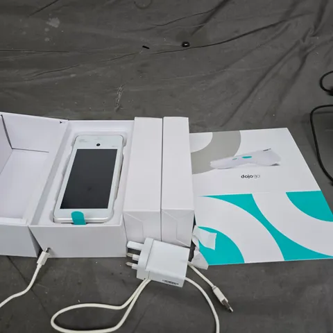 DOJO GO CARD READER – WHITE WITH ACCESSORIES