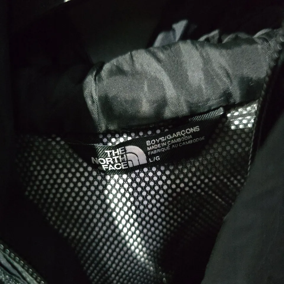 THE NORTH FACE YOUTH WINDBREAKER JACKET – BLACK