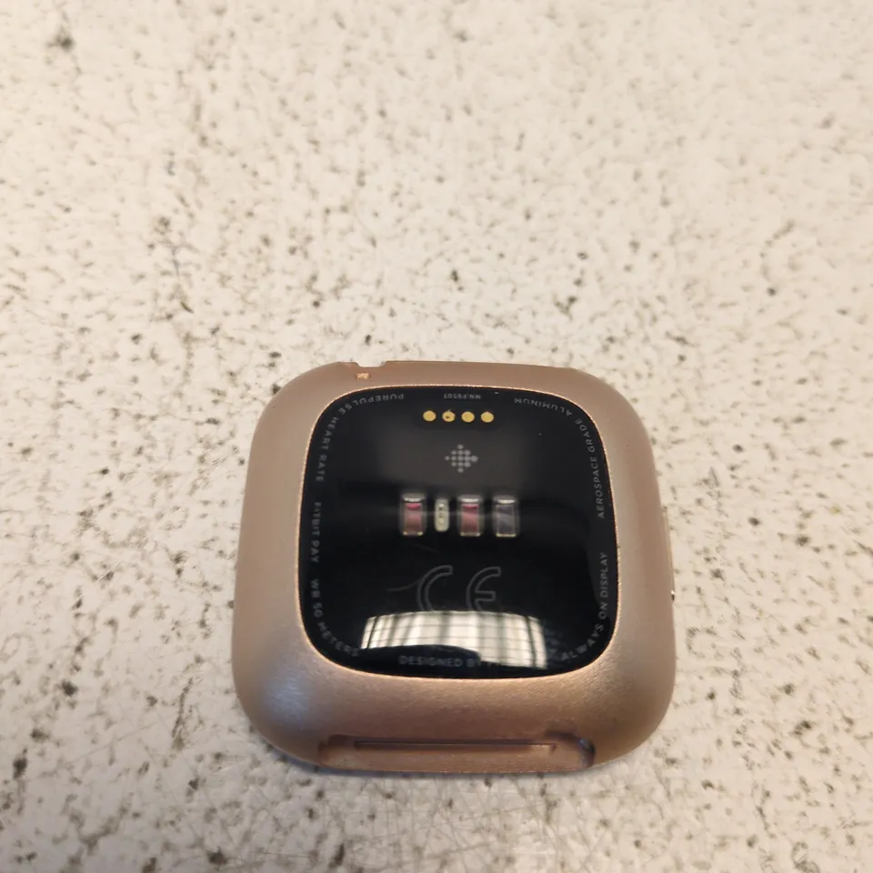 FITBIT VERSA 2 - COPPER ROSE
