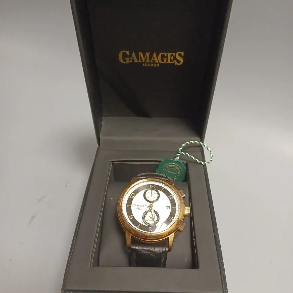BOXED GAMAGES MYSTIQUE SILVER GLASS EXHIBITION CASE WATCH 