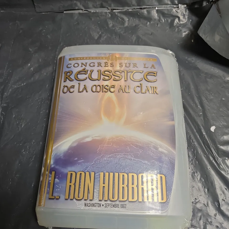 L. RON HUBBARD – EIGHT CONFERENCES WITH TRANSCRIPTS, GLOSSARY & GUIDE (WASHINGTON, SEPTEMBER 1962) – FRENCH EDITION