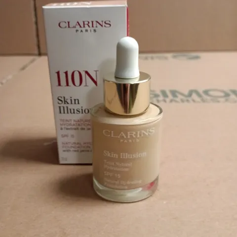 CLARINS SKIN ILLUSION TEINT NATUREL FOUNDATION SPF15 – SHADE 110N (CLARINS PARIS) 30ML