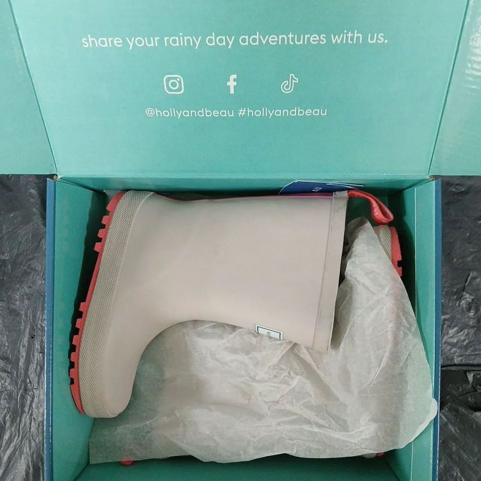 Holly & Beau Rain Boots – Pink & Cream 