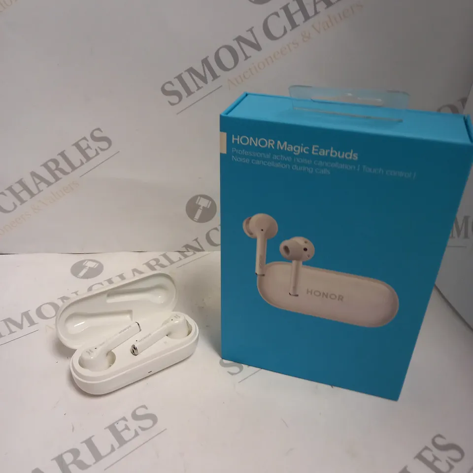 BOXED HONOR MAGIC NOISE CANCELLING EARPHONES 