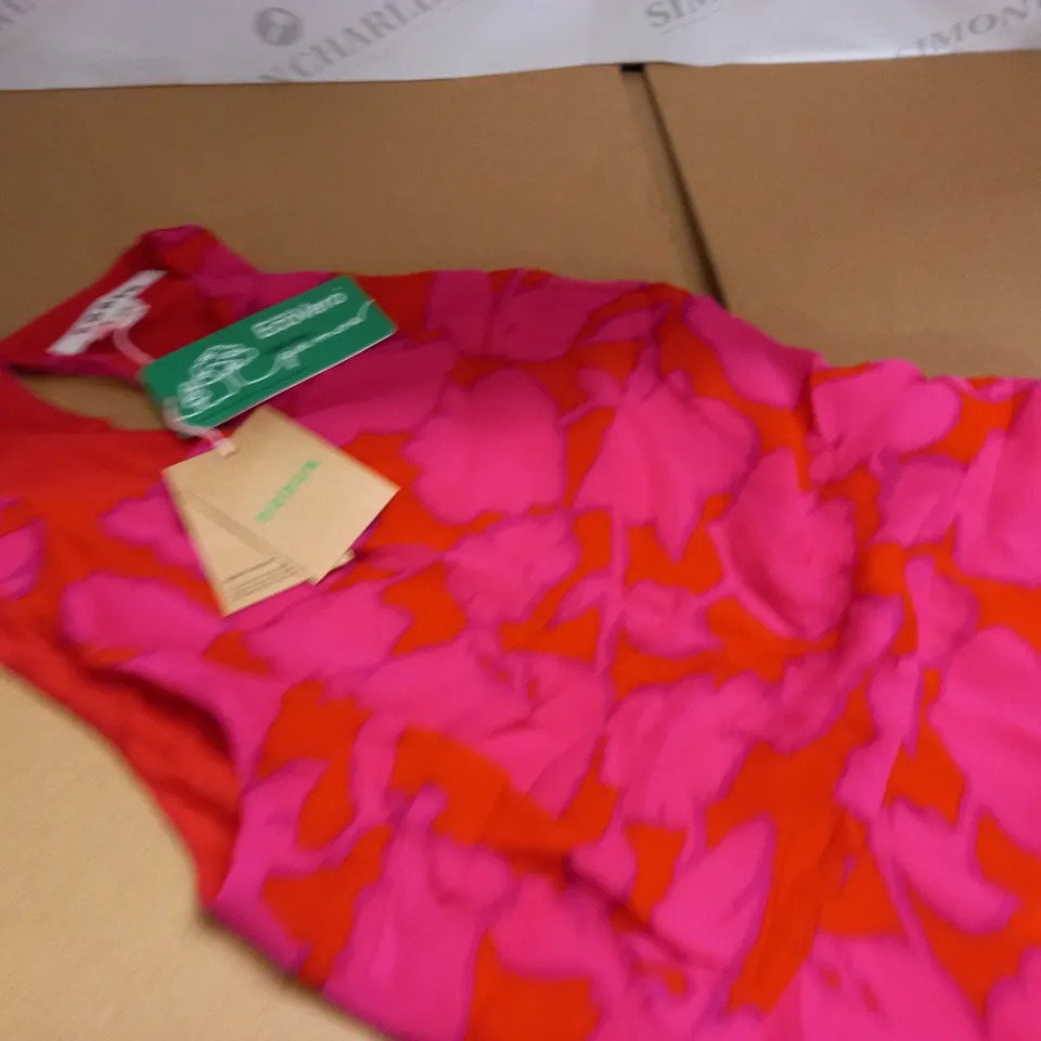 BODEN RED FLORAL DRESS - UK 8 R