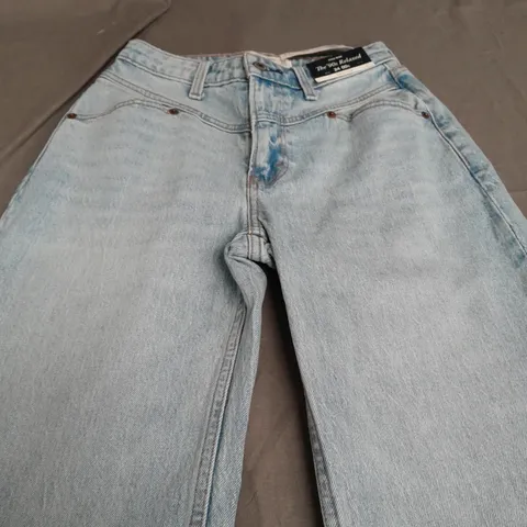 ABERCROMBIE & FITCH HIGH RISE THE 90S RELAXED JEANS - SIZE 24