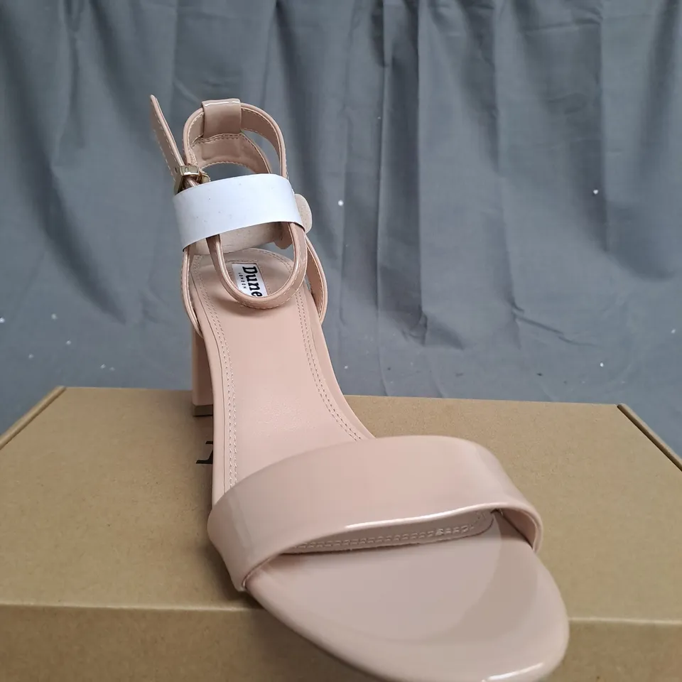 BOXED PAIR OF DUNE LONDON NUDE OPEN TOE HIGH BLOCK HEELED SANDALS SIZE 6 