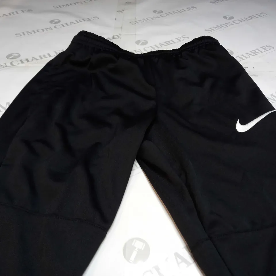 NIKE DRI-FIT TRACKSUIT BOTTOMS IN BLACK - SMALL