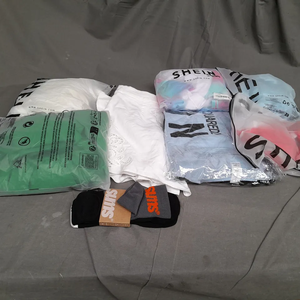BOX TO CONTAIN APPROX 12 X ASSORTED ITEMS OF CLOTHING INCLUDES; DRESSES, SOCKS, SHIRT ETC 