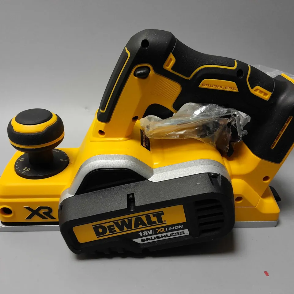DEWALT DCP580 18V XR CORDLESS 2MM BRUSHLESS PLANER