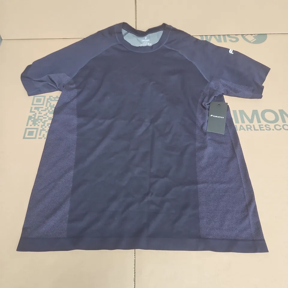 FABLETICS NAVY T-SHIRT - XL