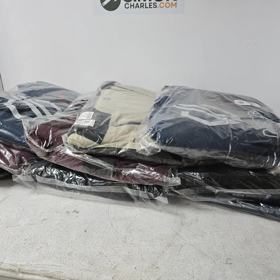 BOX OF APPROXIMATELY 9 ASSORTED BRAND NEW REGATTA CLOTHING ITEMS IN VARIOUS STYLES, COLOURS AND SIZES 