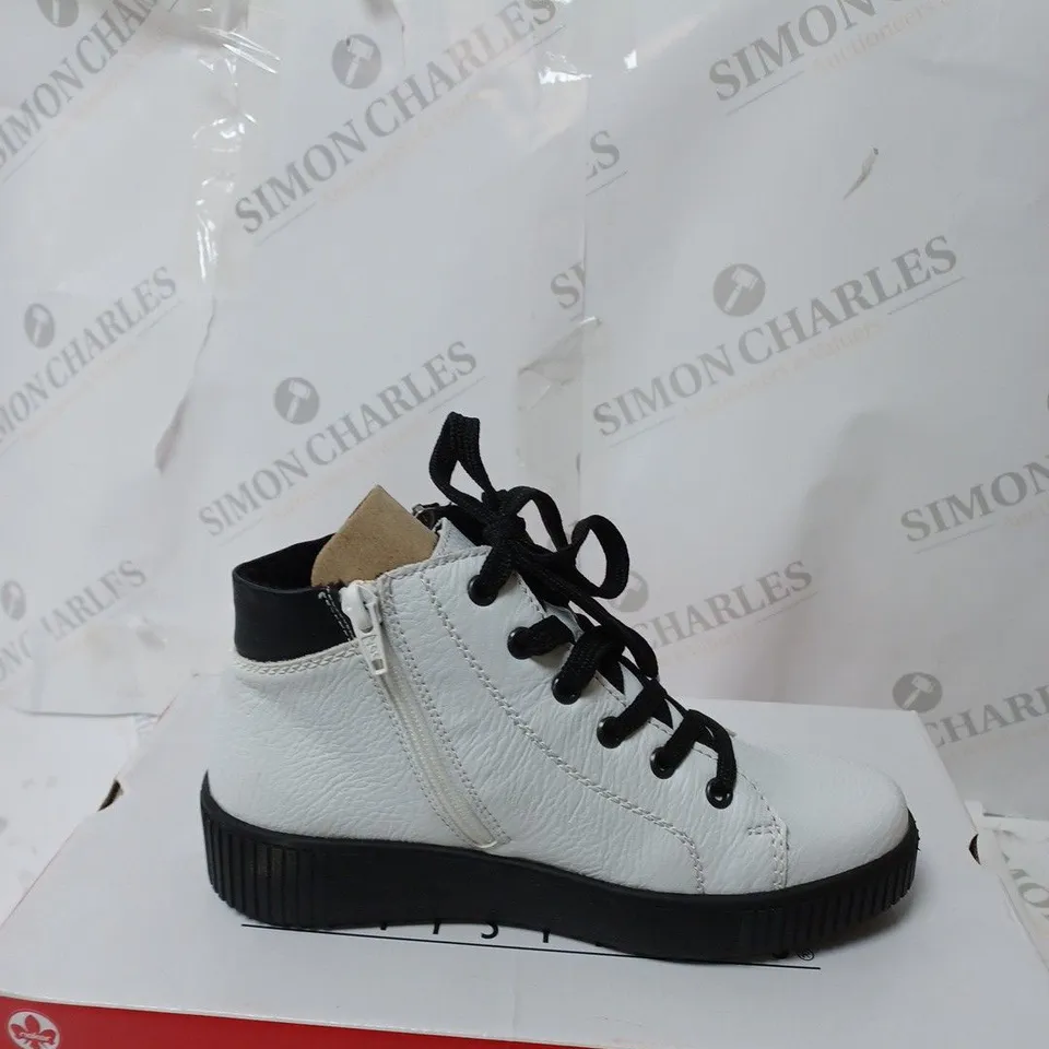 RIEKER HIGH TOP TRAINER CUFF IN WHITE SIZE 3.5 - BOXED 